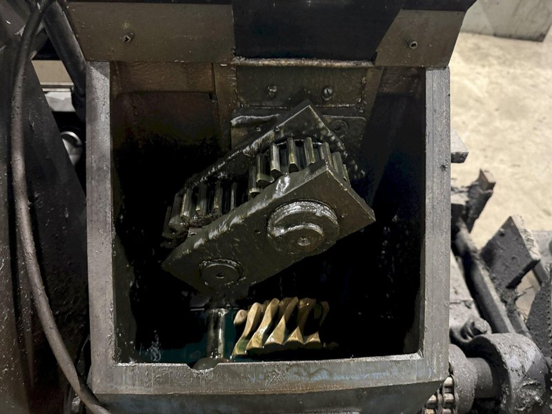 9 STAND x 2" YODER M2 ROLLFORMER, 6 STAND &amp; 3 STAND BASE: YOBRO #24311