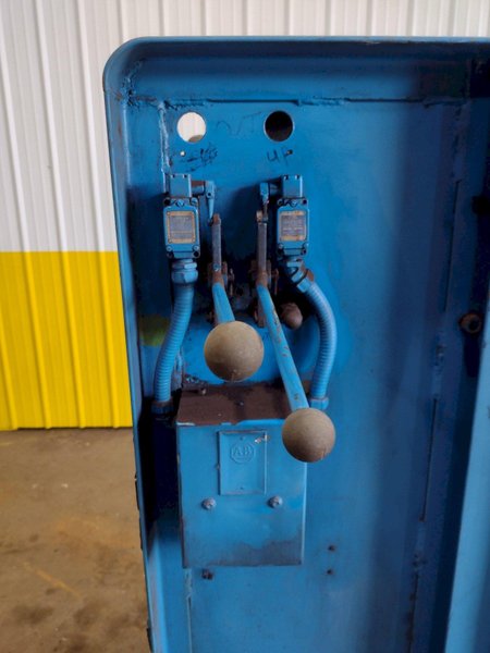 20,000 LBS X 48&quot; HYDRAULIC POWERED COIL CAR: STOCK #17557