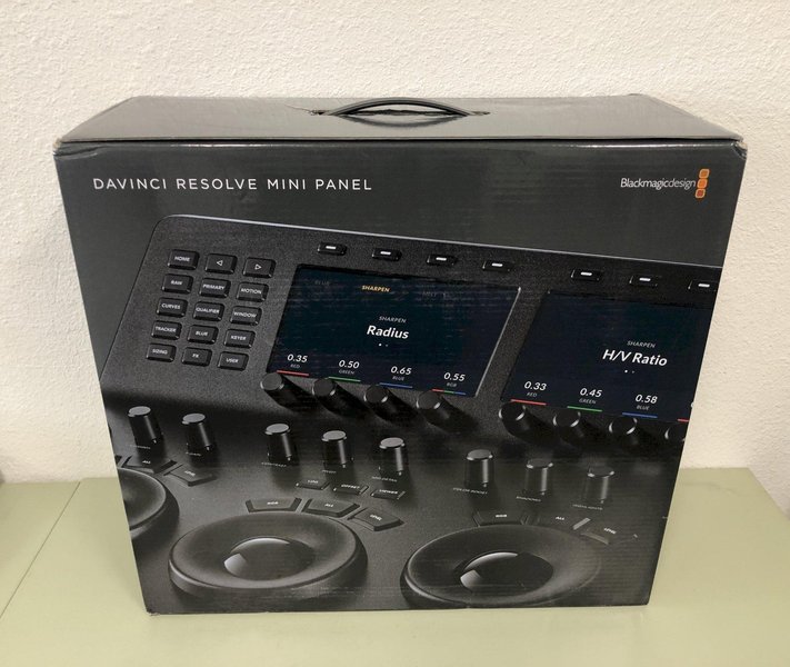 Blackmagic Design DaVinci Resolve Mini Panel #DV/RES/BBPNLMINI