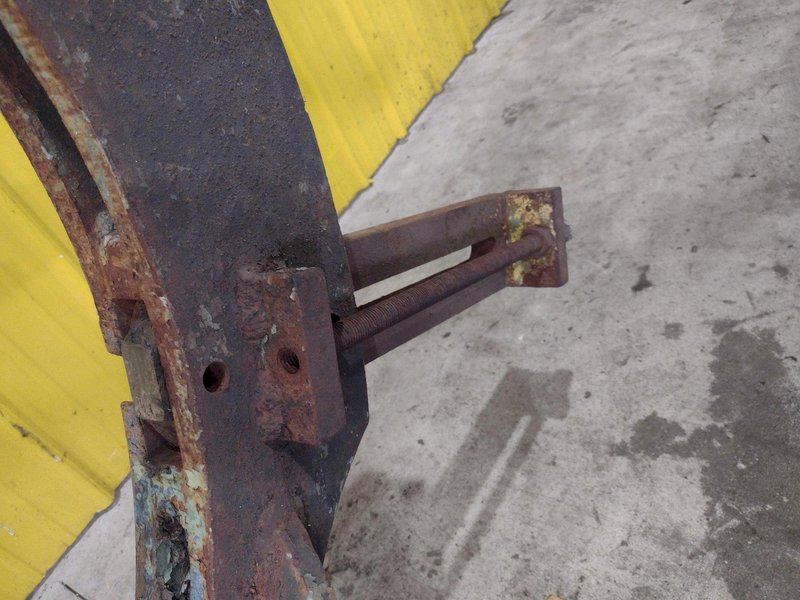 36&quot; 3 POINT ENGINE LATHE LARGE STEADY REST: STOCK #23368