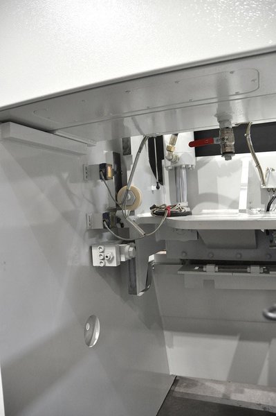 LVD MVSC 3100 x 6 mm CNC