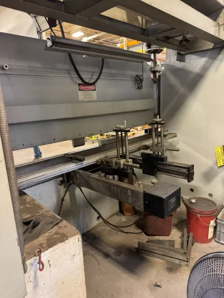 USED PACIFIC JENESIS SERIES I J-100-10 10' X 100 TON SINGLE AXIS CNC HYDRAULIC PRESS BRAKE