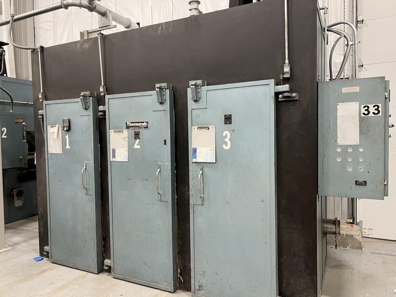 500 DEGREE THERMCRAFT MODEL OBR-72-108-48-1A 3 DOOR ELECTRIC OVEN