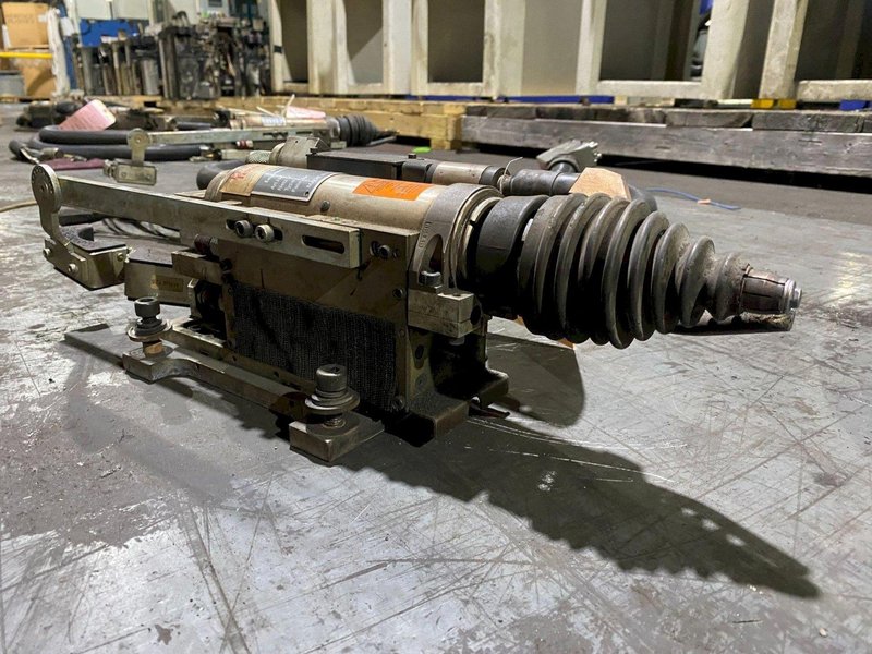 EMHART TUCKER LM240/310/K3100 Stud Welder Head USED