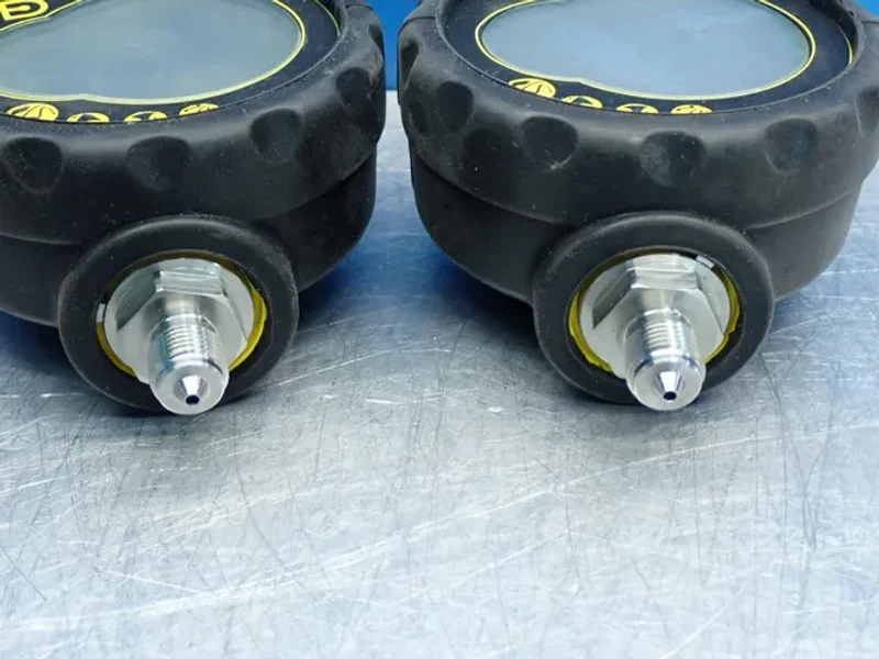DRUCK DIGITAL PRESSURE GAUGE, 2PCS  -  DPI104-IS
