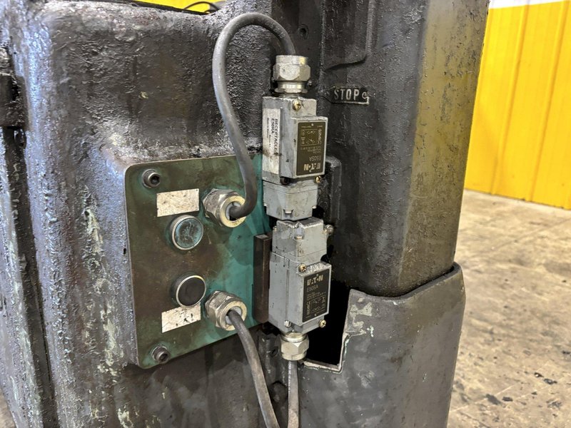 40" L X 24" W X 24" H MOORE POWERED DIE HANDLER INSPECTION FLIPPER: STOCK #22906