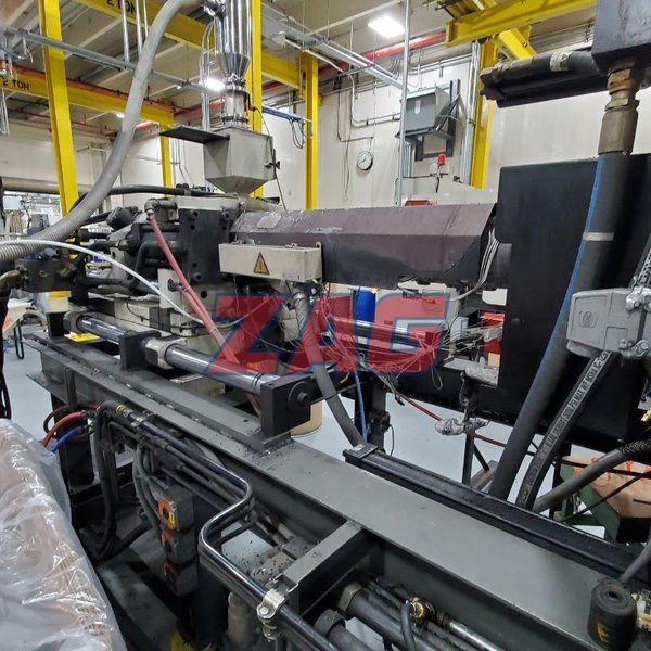 Cincinnati Milacron Used MH300-29 Injection Molding Machine, 300 ton,  29 oz.