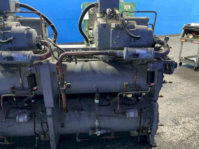 CARRIER 30 BAR WATER COOLED CHILLER  -  30HXC076R—661KA
