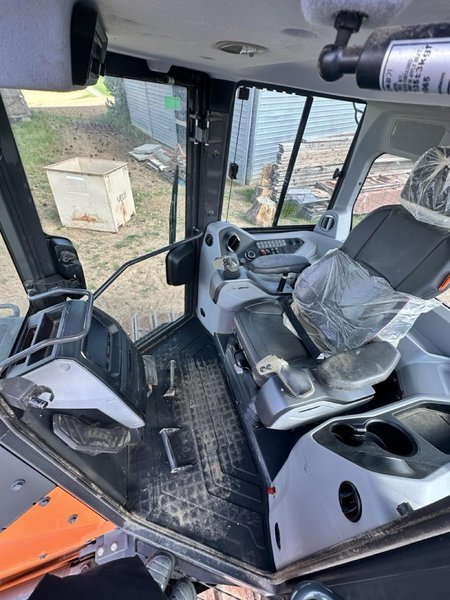 Develon DD100 Dozer, 2023 – Low Hours
