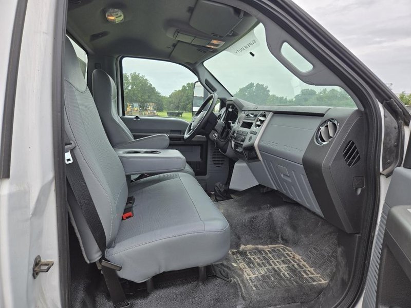 2022 Ford F650 1FDNF6AN0NDF06229