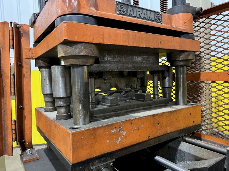 7 TON &amp; 3 TON AIRAM TRAVELING PUNCH &amp; CUTOFF PRESSES: STOCK #18420