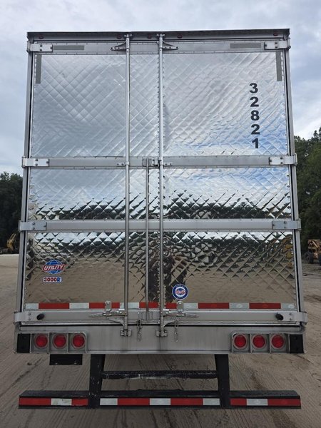 2022 Utility 53 x 102 1UYVS2534N2632821