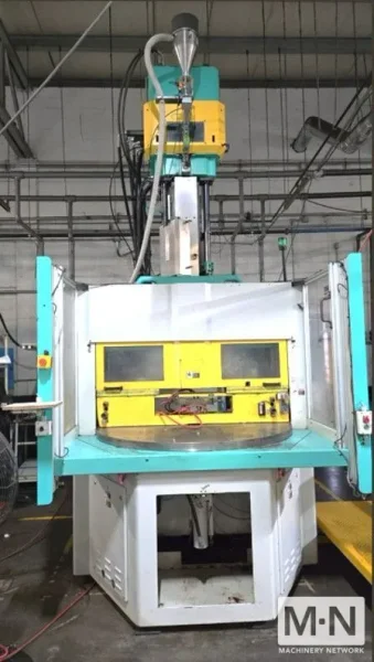 220 TON 16 OZ ARBURG MODEL 1500T-2000-800 VERTICAL CLAMP AND INJECTION MACHINE MFG 2015 ** LOW HOURS