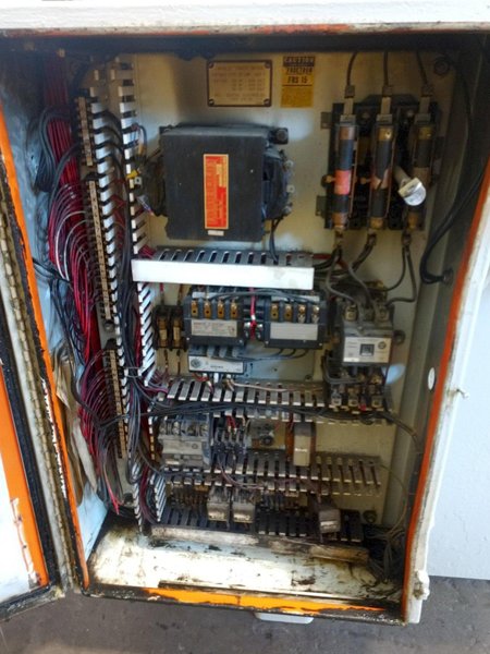 6&#039; X 10 GA CINCINNATI MODEL 1006-R POWER SQUARING SHEAR: STOCK #10613