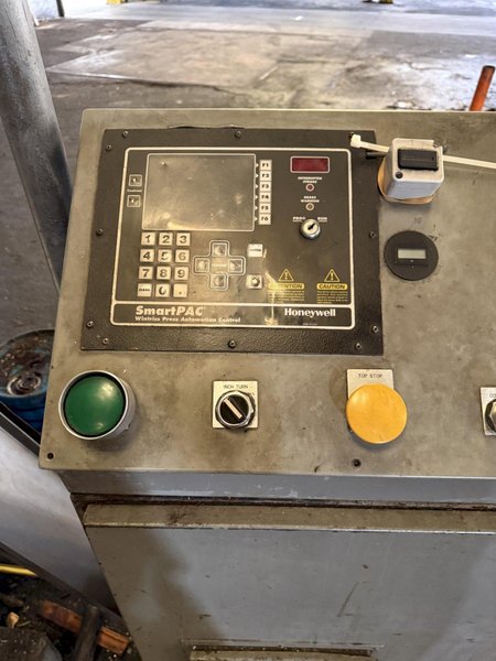 200 TON MINSTER P2-200-48 PIECE MAKER STRAIGHT SIDE HIGH SPEED PRESS. STOCK #0432526