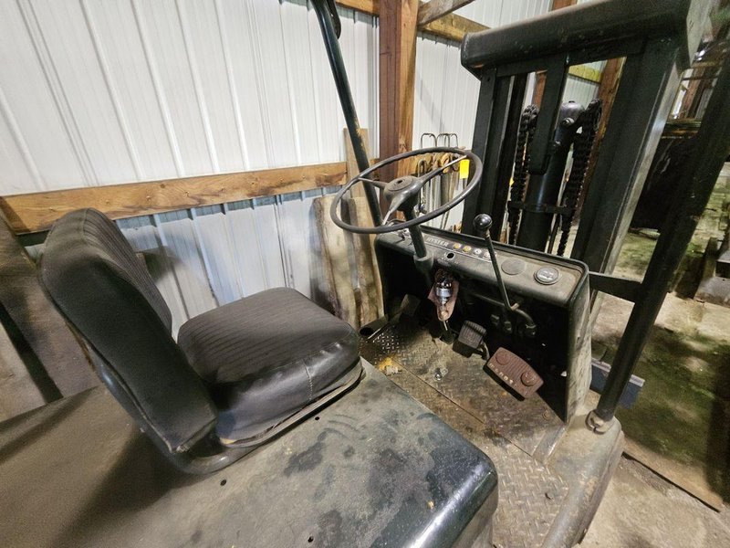 4,000 LB. HYSTER PROPANE FORKLIFT. STOCK # 0779125