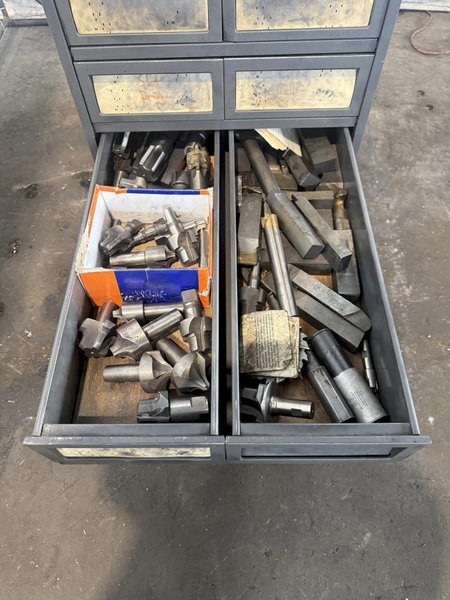 10 DRAWER TOOLING CABINET. STOCK # 0543126