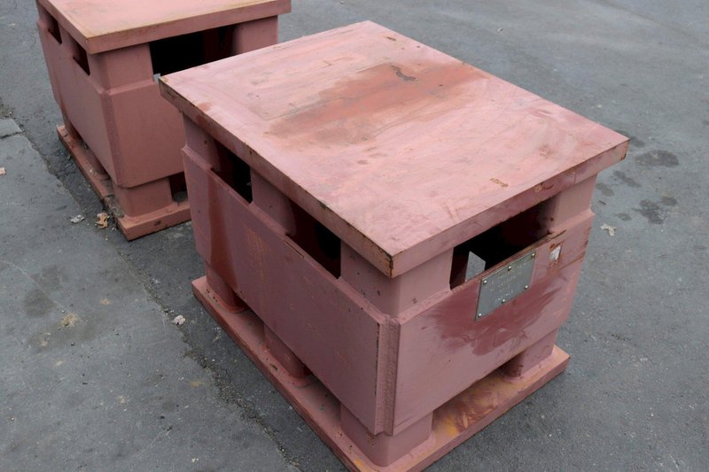 SET OF TWO CUSTOM 32&#039; X 24&#039; STEEL RISER BLOCKS:  STOCK #72536