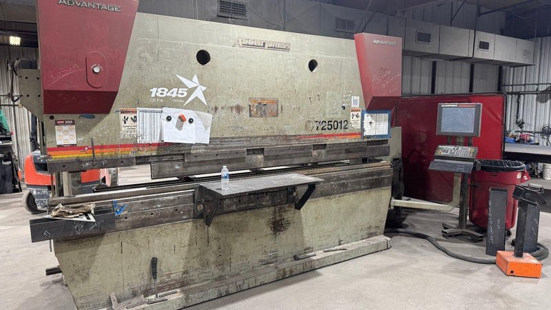 2013 Accurpress 725012 Hydraulic Press Brake (#5745)