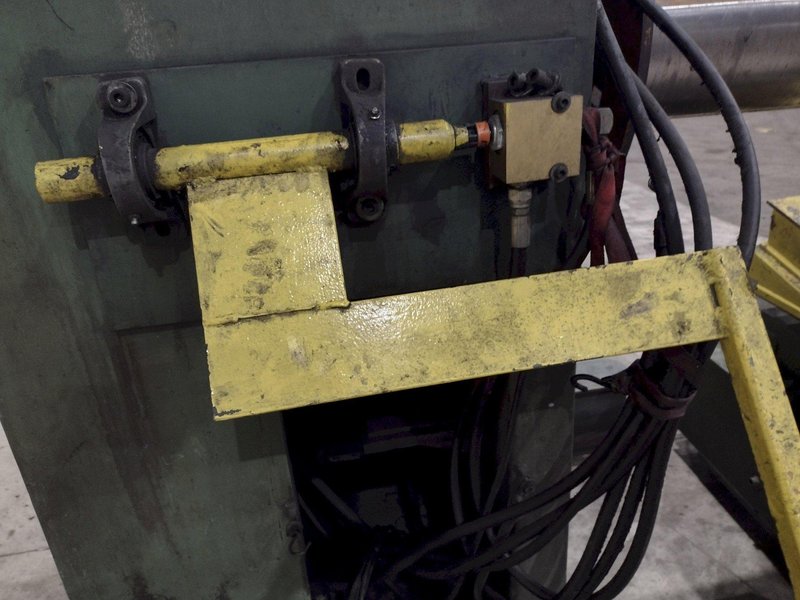 6,000 LBS AMERICAN MODEL #1000 MOTORIZED COIL REEL UNCOILER &amp; COIL CAR: STOCK #21322