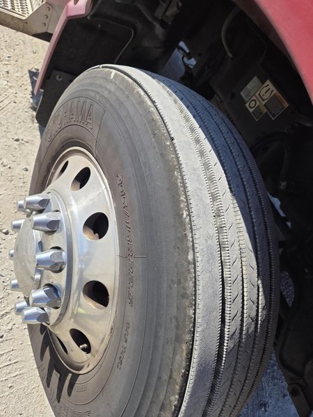 PETERBILT 567 - Trucks