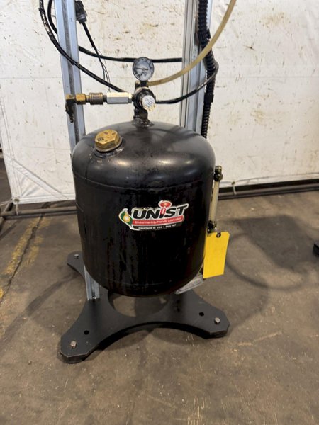 UNIST SPR-2000 LUBRICATION SPRAY ROLLER. STOCK # 0885325