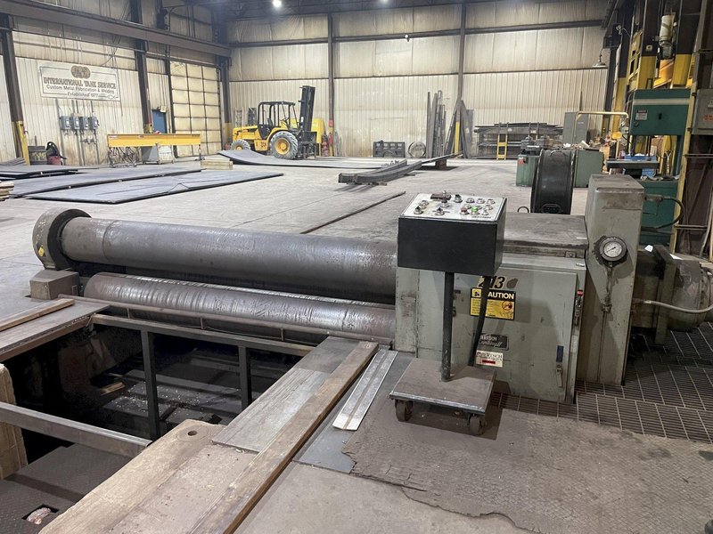 10' X 1-3/16" BERTSCH CENTURY II HYDRAULIC PLATE ROLL. STOCK # 0680524