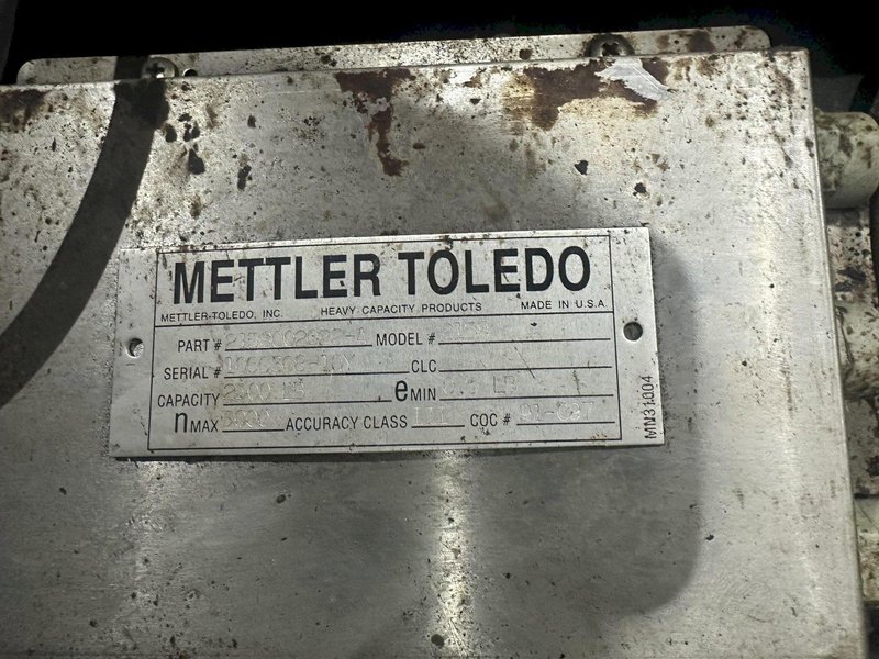 5,000 LB METTLER TOLEDO INDUSTRIAL FLOOR SCALE: STOCK 22099