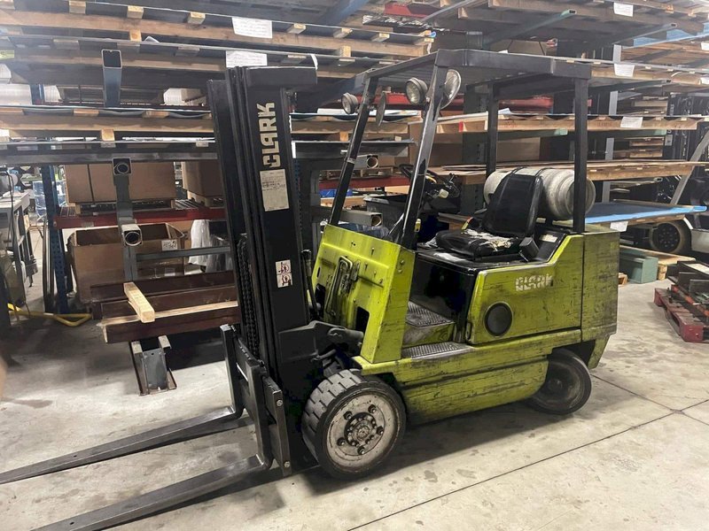 4500 LB Clark GCS25MB Propane Forklift