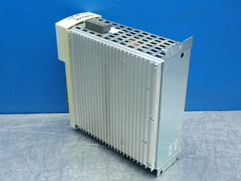 ALLEN BRADLEY 1.0KW, 2.0A OUTPUT, 2.7A INPUT KINETIX SINGLE-AXIS SERVO DRIVE  -  2097-V34PR3-LM