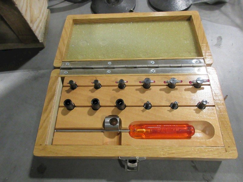 SIP 302M Universal Gage Length Measuring Machine with Digital Control Panel and Accessories- Auction Item