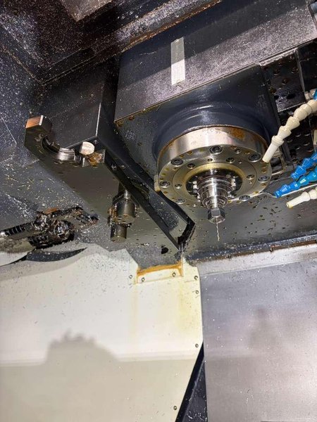 Doosan DNM-500II CNC Vertical Machining Center – TSC Mill