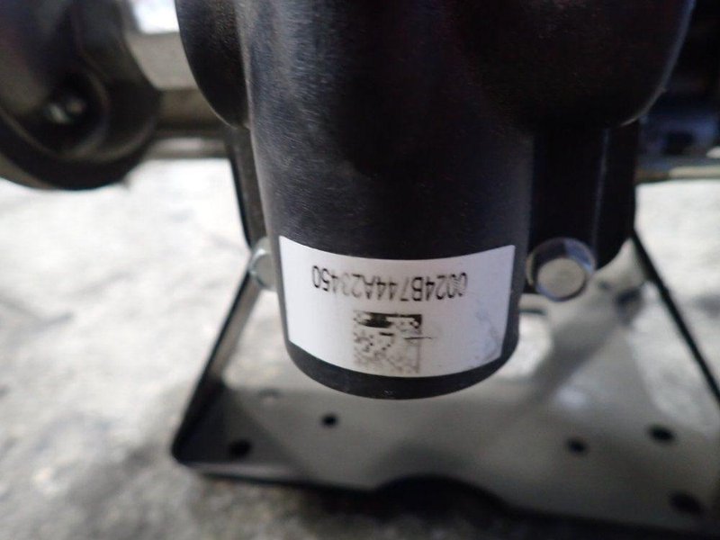 GRACO AIR POWERED S/S PUMP