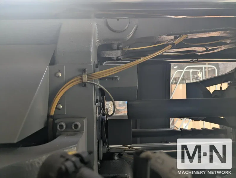 200 TON 15 OZ TOSHIBA MODEL EC200SXV50-8B ELECTRIC INJECTION MOLDING MACHINE MFG 2010