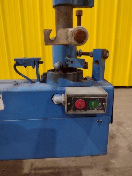 5,500 LBS X 48" AWC (ACCRA-WIRE CONTROLS) MODEL #F-200AF HORIZONTAL PALLET TYPE POWERED DE-COILER REEL: STOCK #19265