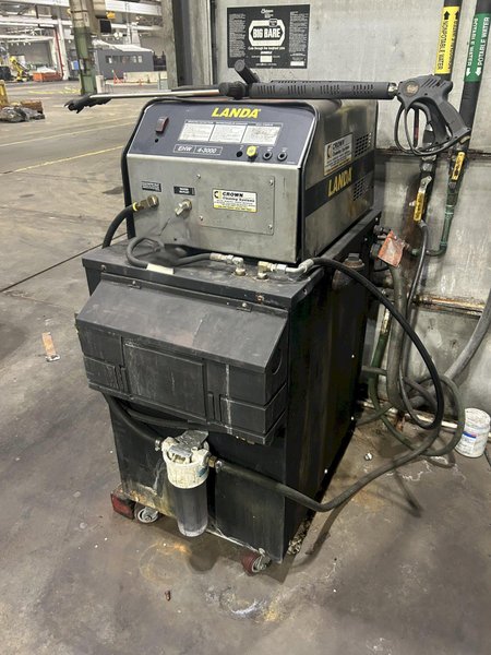 LANDA MODEL #EHW4-30024C HEATED PRESSURE WASHER: YOBRO #25061