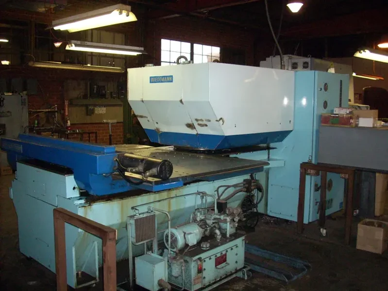 WIEDEMANN CENTRUM 1000 | Punches, Turret