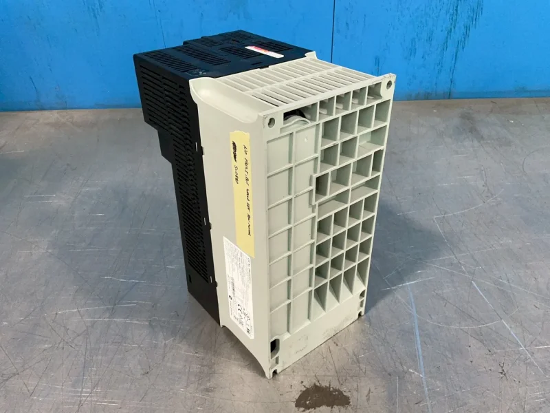Allen-bradley 20hp Powerflex 525 Servo Drive - 25b-d030n114