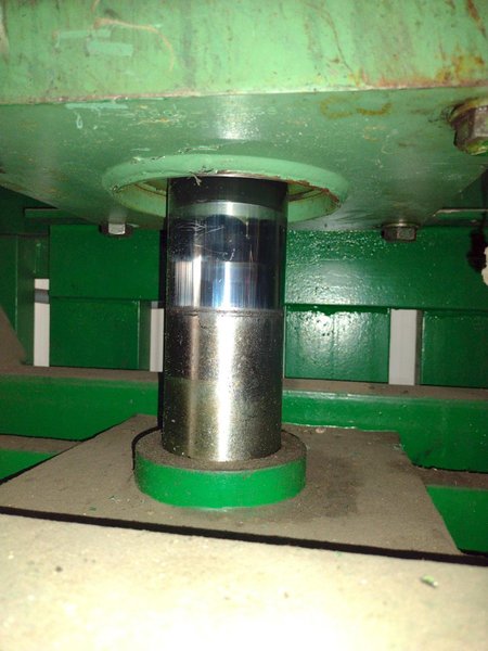 30" X 48" PTR MODEL #3400HD HYDRAULIC VERTICAL BALER: YOBRO #25712