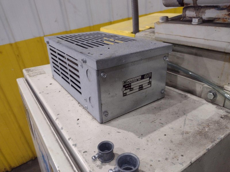 8,000 LBS X 18" CWP MODEL 4RM-18 POWERED UNCOILER COIL REEL: YOBRO #24958