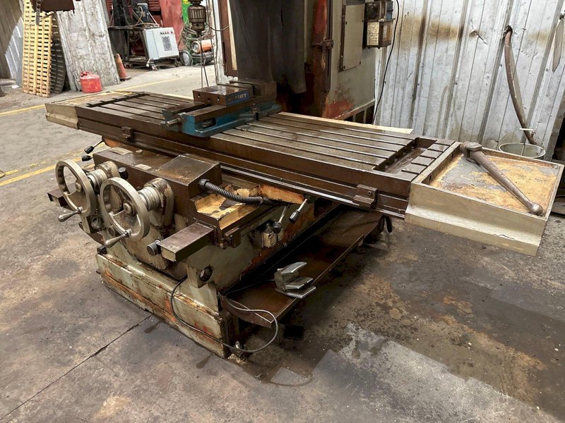 Sharp Model KMA-2 Vertical Milling Machine