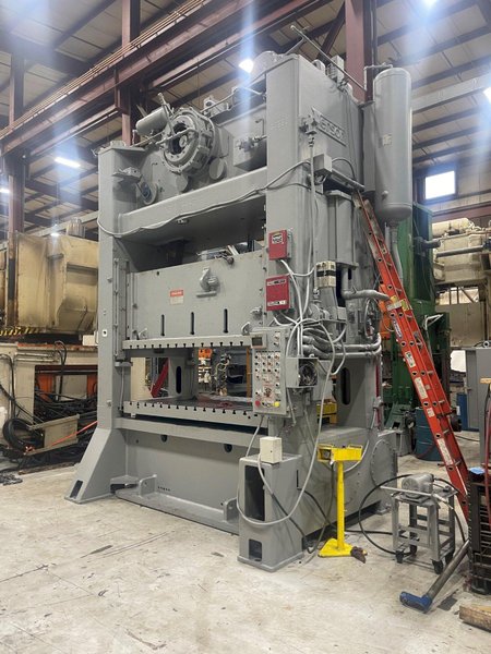 300 Ton Verson S2-300-96-54t Used Straight Side Metal Stamping Press For Sale, Recondition is complete and ready to ship!