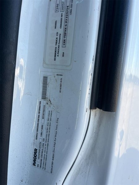 2023 Kenworth T680 1XKYDP9X6PJ224754