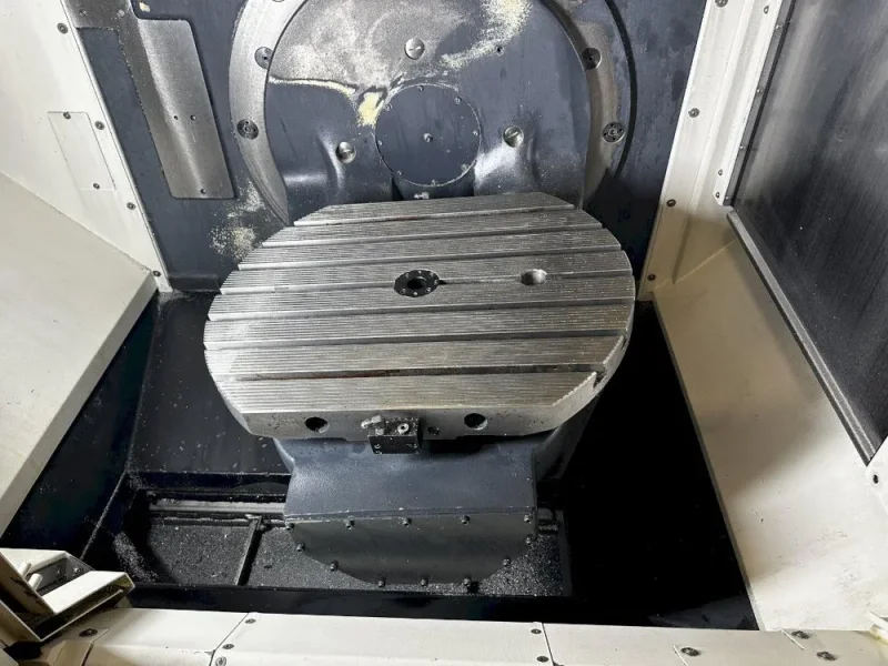 DMG MORI 19.7" X 24.82" CMX50 U 5-AXIS VMC  -  CMX 50 U