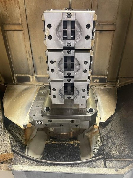 DMG Mori NHX 5000 HMC, 2017 – Full 4th Axis, TSC, ERGOline Celos M730UM Control, Chip Conveyor