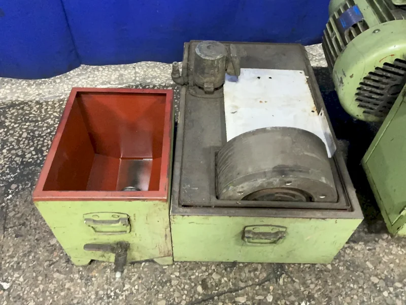 KBC MACHINERY 2” CENTERLESS GRINDER  -  CTG-12