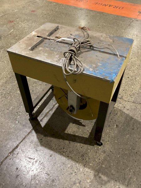 STRAPACK JK-2 Table Top Strapping Machine USED