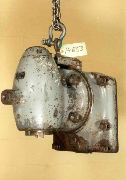 KEARNEY &amp; TRECKER SWIVEL RIGHT ANGLE MILLING HEAD:  STOCK #14653