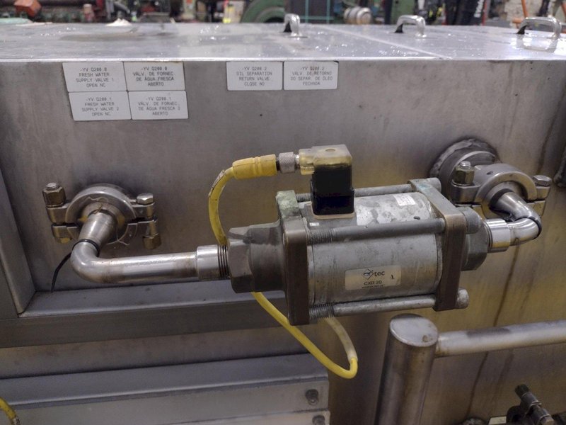 CRYSTAL FILTRATION CONTINUOUS FILTER COOLANT SYSTEM, WITH DRAG-OUT CONVEYOR : YOBRO #25069