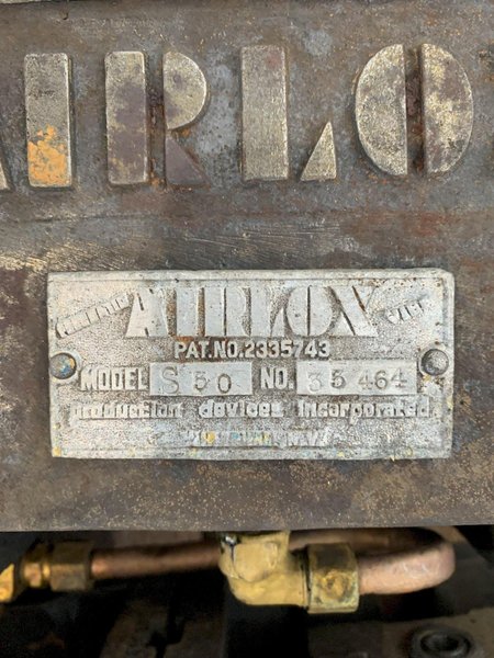 AIRLOX S-50 AR VISE. (QTY 4) STOCK # 0997424